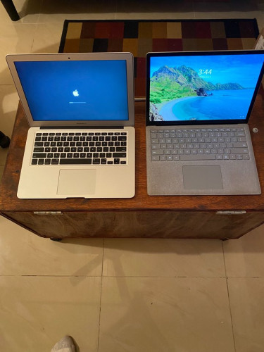 Macbook Air 2017 Or Surface Laptop 1st Gen