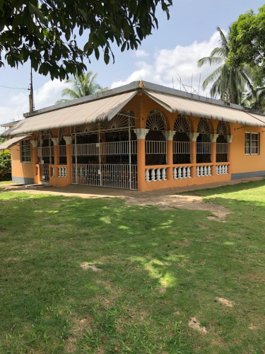 5 Bedroom House For Sale In Ewarton, St. Catherine