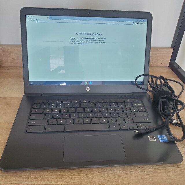 HP Touchscreen Chromebook