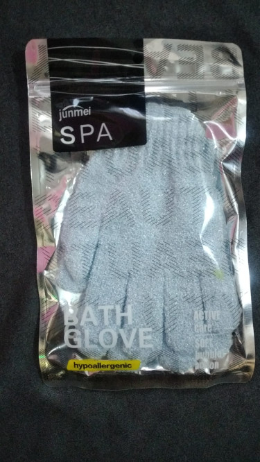 Bath/ Shower / Exfoliating Gloves