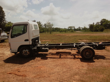 Mitsubishi Canter Truck 3Ton