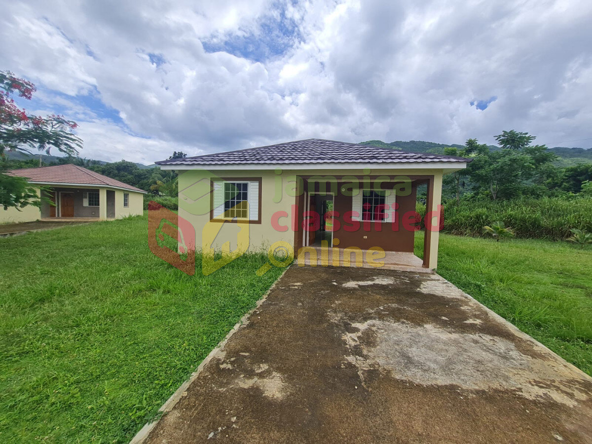 2 Bedroom House For Rent-Ewarton St. Catherine