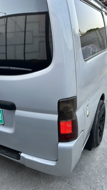 2009 NISSAN CARAVAN