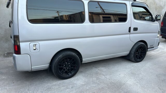 2009 NISSAN CARAVAN