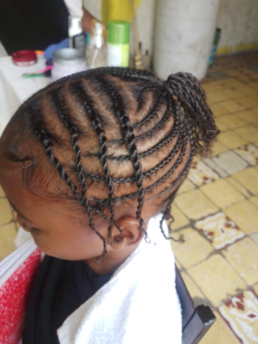 Hair Service For Kids,male And Female