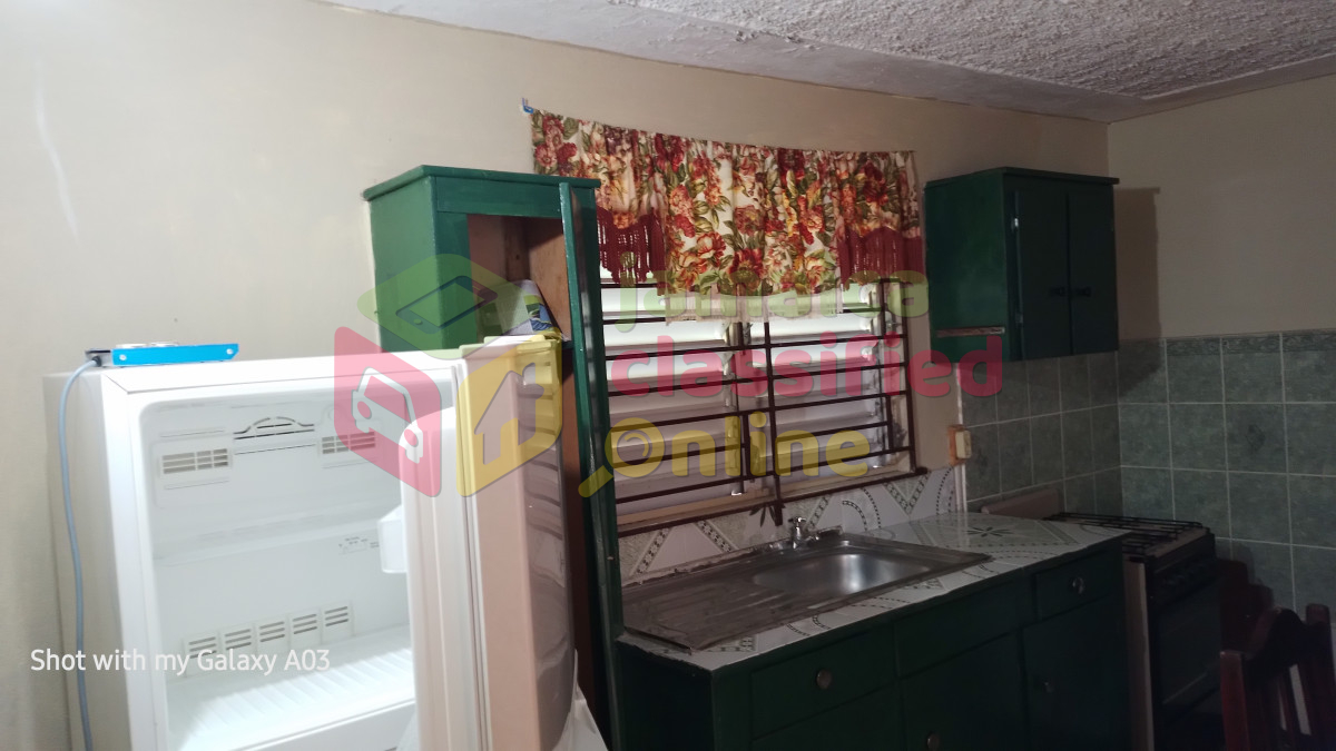For Rent Semi Furnished 1 Bedroom Small Side Of House Havendale