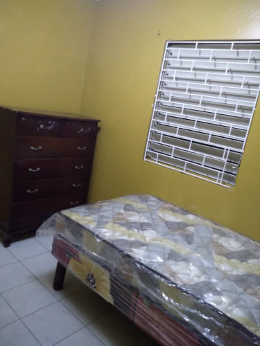 2 Bedroom House  (University Female Students Only)