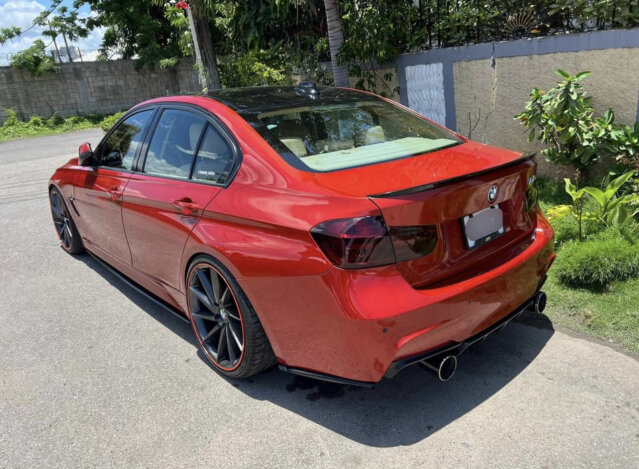 2014 BMW 328i ( M Performance )