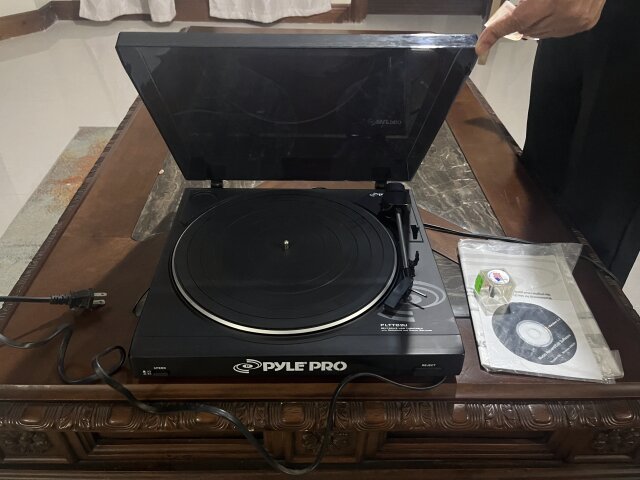 Pyle Pro Automatic Turntable Record Player