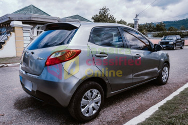 2010 Mazda Demio