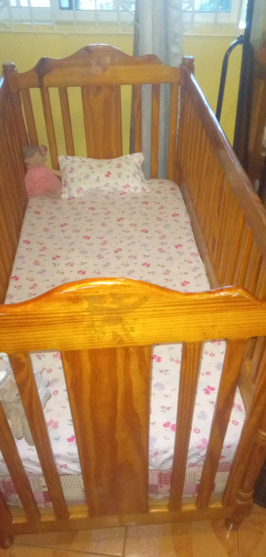 Baby Crib, Mirror And Drawers