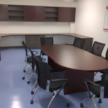 Quality Office Furniture - Near New - For Sale!