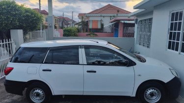 2018 Nissan AD Wagon