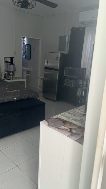 Furnished 1 Bedroom Own Convenience