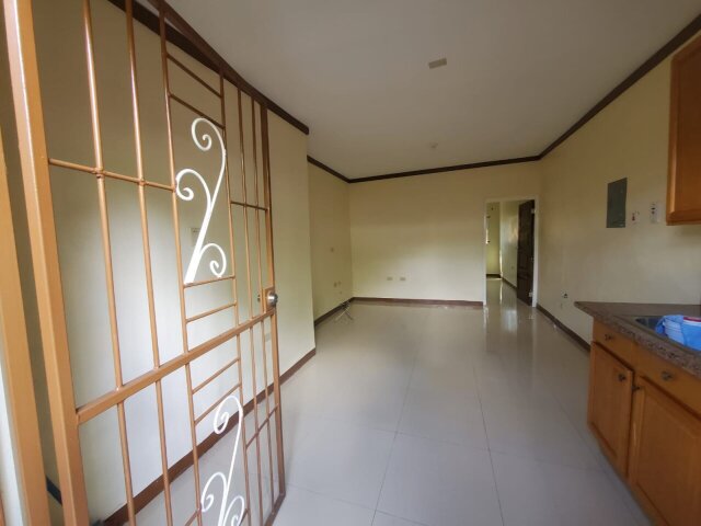 1 Bedroom Apartment In Gated Complex