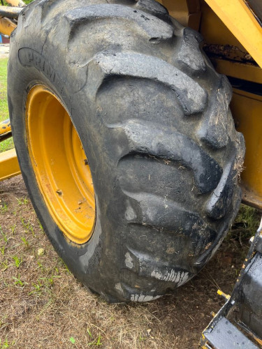 Caterpillar 416B Backhoe Loader