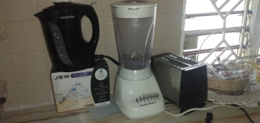 Toaster, Blender, Hand Mixer, Electric Kettle