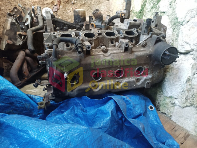 Nissan/Renault HR16DE I4 Engine Stripped