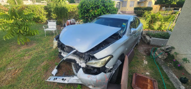 Nissan Fuga 250GT (Crash Damage)