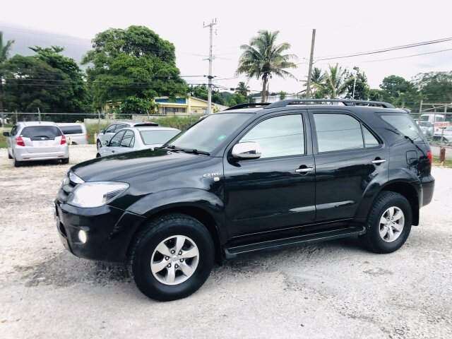 For Sale: 2006 TOYOTA FORTUNER - 34 CALEDONIA ROAD MANDEVILLE