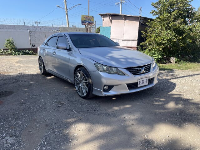 2011 TOYOTA MARK X