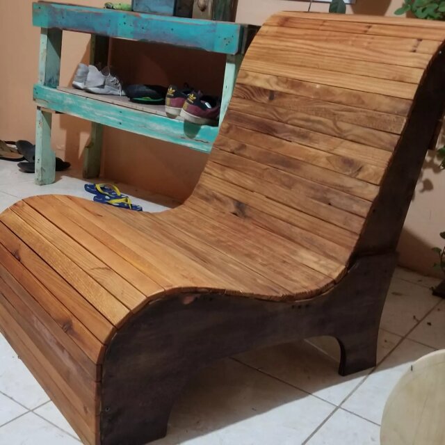 Teaky Lounge Chair