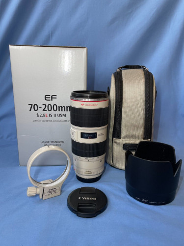 Canon EF 70-200mm F/2.8L IS II USM Lens With Case 