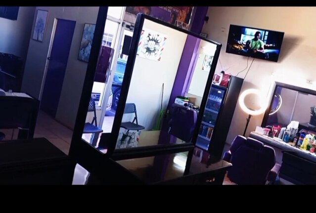 Hairstylist,nail Booth & Private Room 1 WEEK FREE