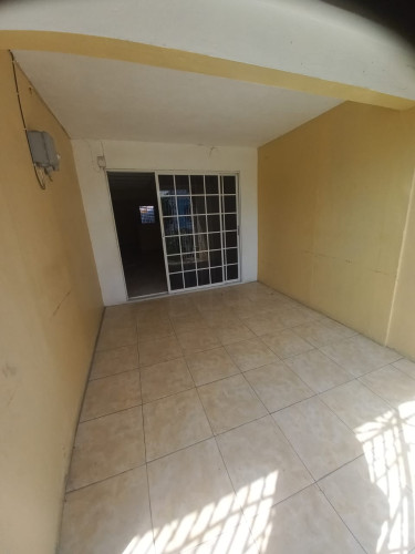 3 Bedroom 1 Bath Unit For Sale