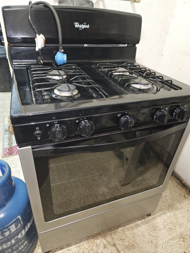 Whirlpool 4 Burner Gas Stove