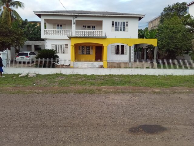 4 BEDROOM HOUSE, GREEN ACRES