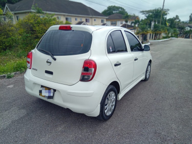 Nissan March 2012