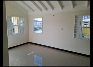 2 Bedroom,1 Bathrm House Colbeck