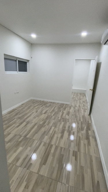 Exclusive Office Space For Rent 650sq Ft