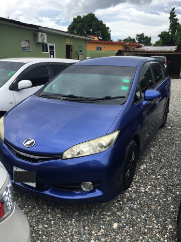 TOYOTA WISH 2013 