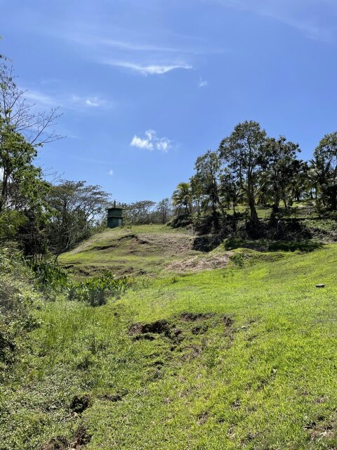 11 Acre Sunset Hill With River For Lease