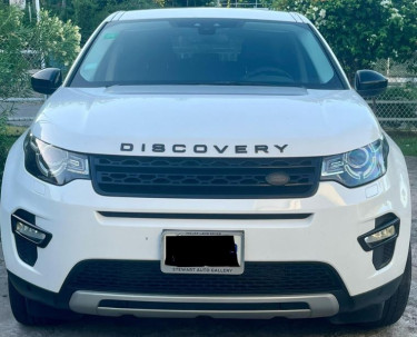 2017 - Discovery Land Rover