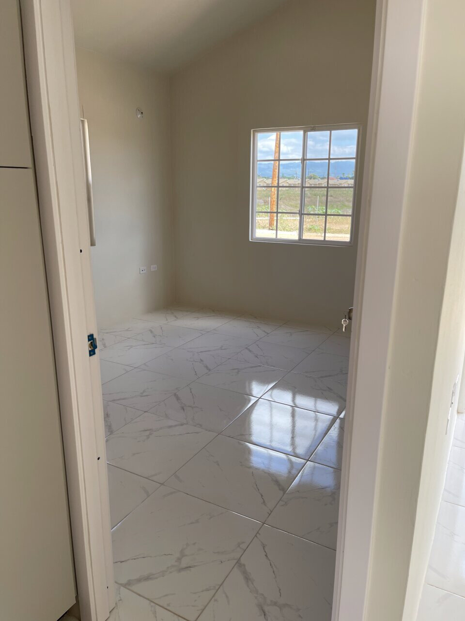 2 Bedroom 1 Bathroom For Rent