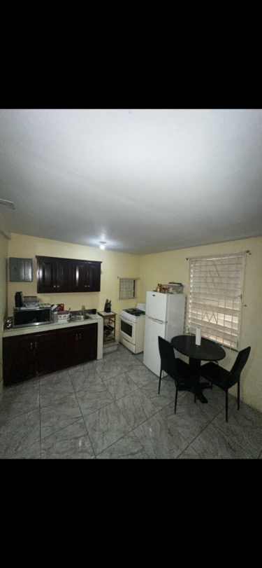 1 Bedroom Studio Apartment For Rent 