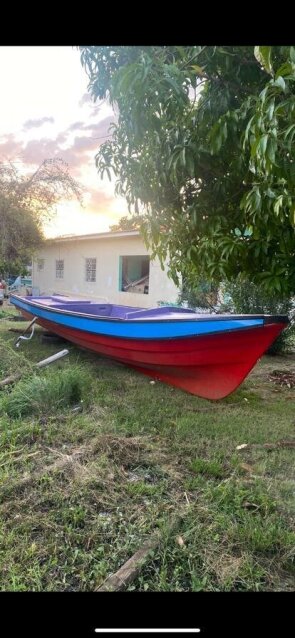 30 Feet Long Big Head Boat With Styrofoam Fish Box