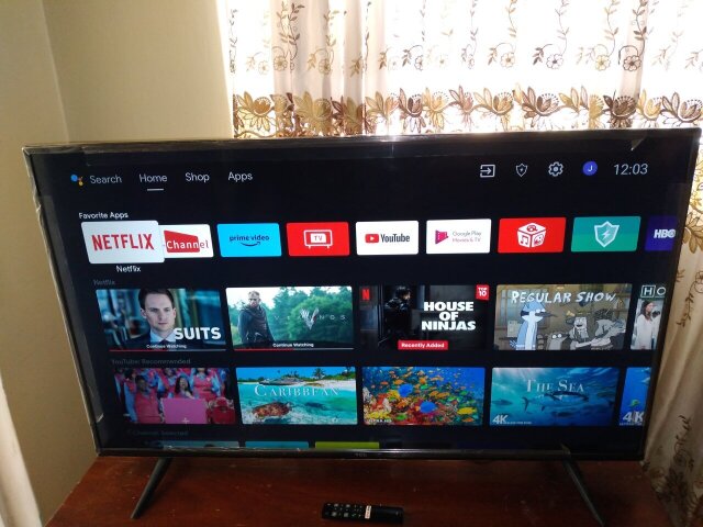 TCL TV 50 INCHES