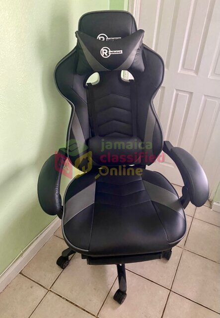 Gaming/Office Chair W Footrest And Lumbar Support