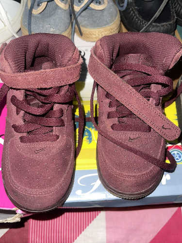 Burgundy Upper Nike Air Force Mint Condition 