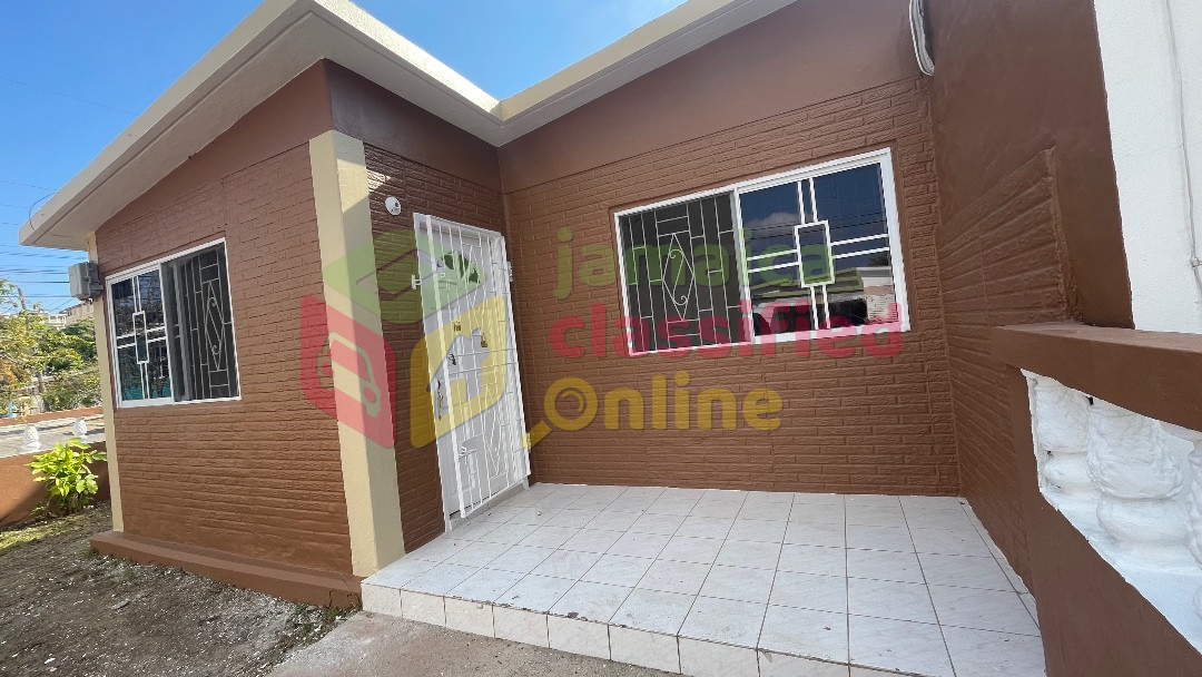 For Rent: 2 BEDROOM 1 BATHEROOM - PORTMORE