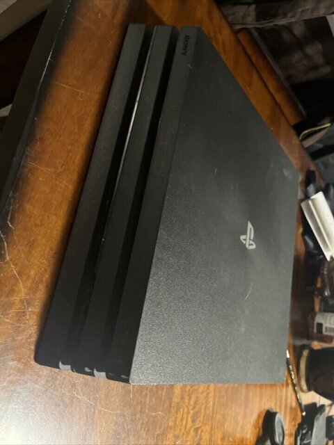 PS4 Pro 1TB (Black)