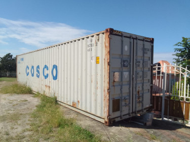 40 Ft CONTAINER