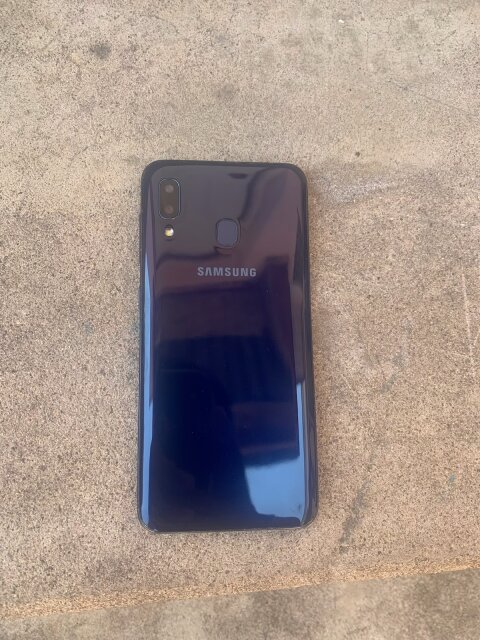 Samsung Galaxy A20 32GB