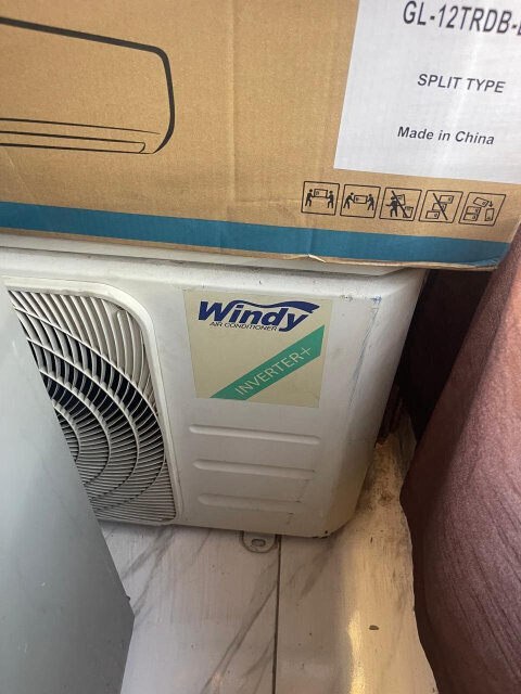 Windy AC Unit 12000 BTU/ Inverter