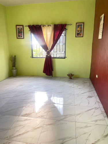 Spacious 3 Bedroom 2 Bathroom House With View