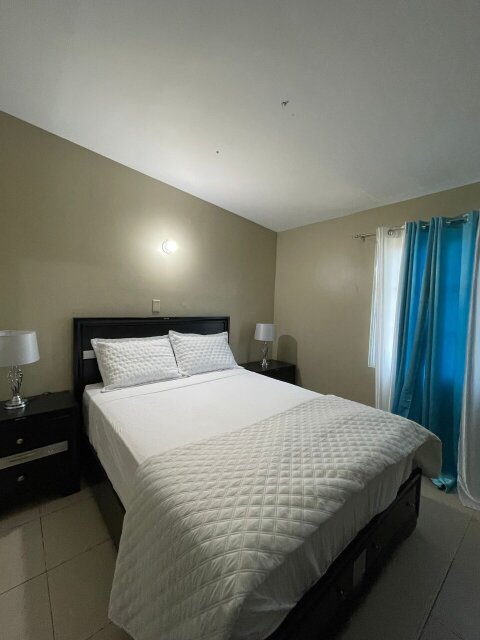 For Rent: 2 Bedroom Furnished Apartment - Dunrobin